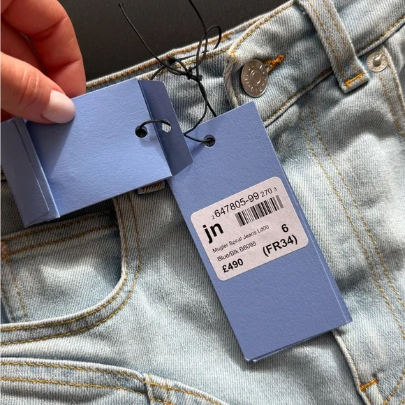 Mugler Stretch Jersey Trim Denim
Spiral skinny jeans Size 34 - Picture 5 of 9